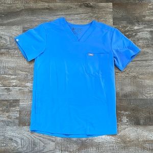 FIGS XS Men’s Ceil Blue Chisec Three-Pocket Scrub Top